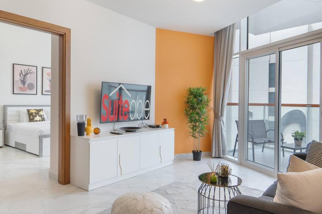 Lively Pop Apartment On The Business Bay Canal 迪拜 外观 照片